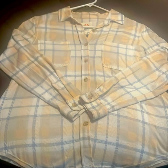 C&C California Plaid Soft Flannel Button Down Shirt in Ivory - Picture 1 of 1